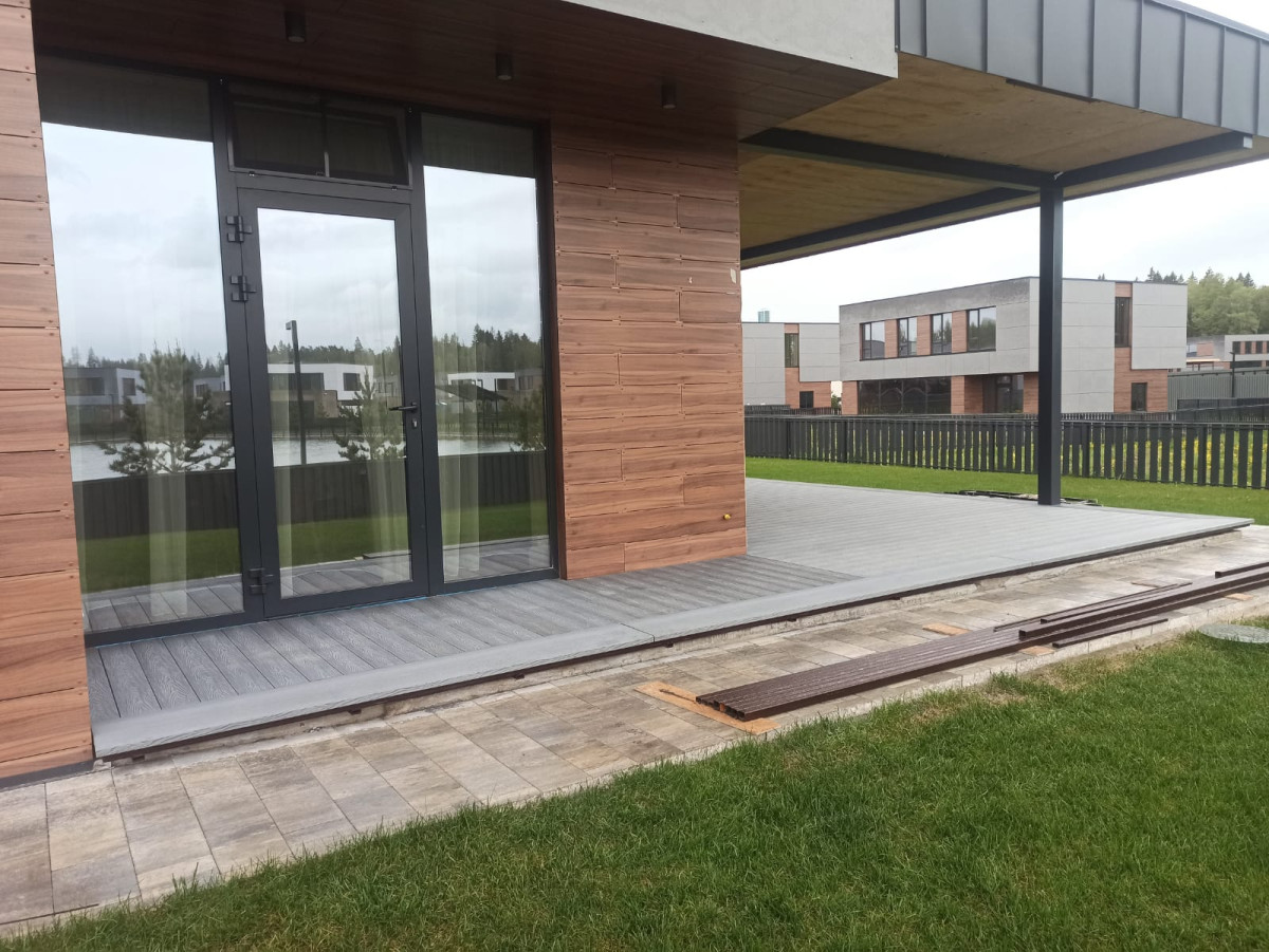 Монтаж террасы, КП «Новогорск Клаб»